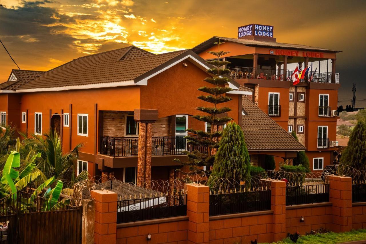Homey Lodge Kumasi Exterior foto