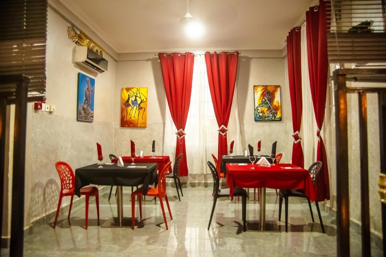 Homey Lodge Kumasi Exterior foto
