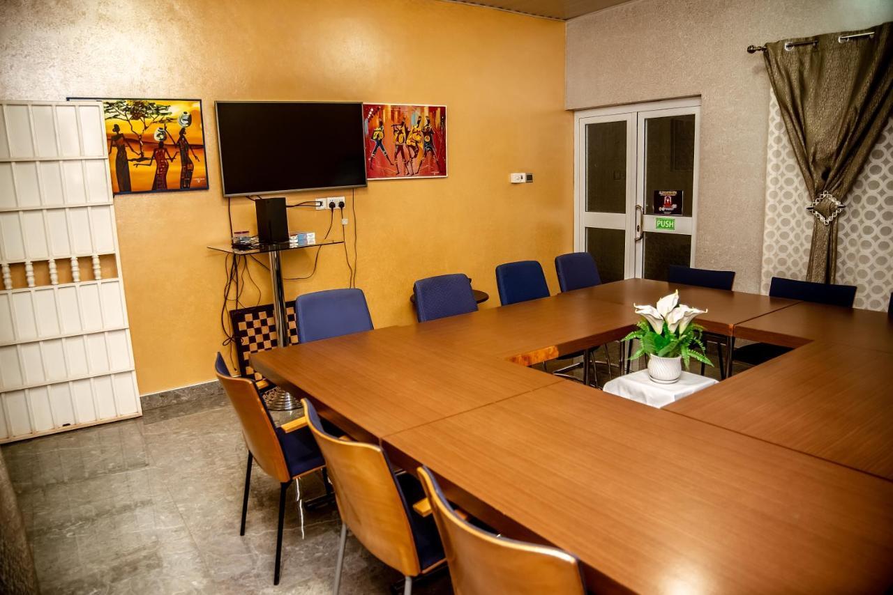 Homey Lodge Kumasi Exterior foto