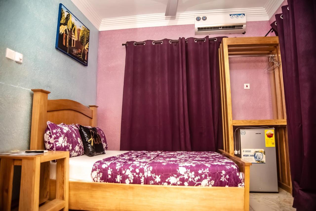 Homey Lodge Kumasi Exterior foto