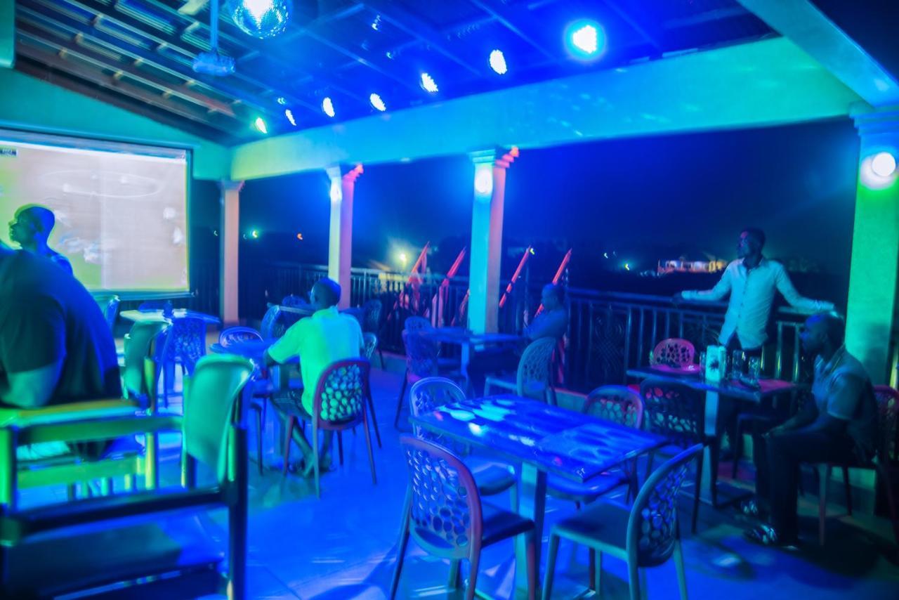 Homey Lodge Kumasi Exterior foto