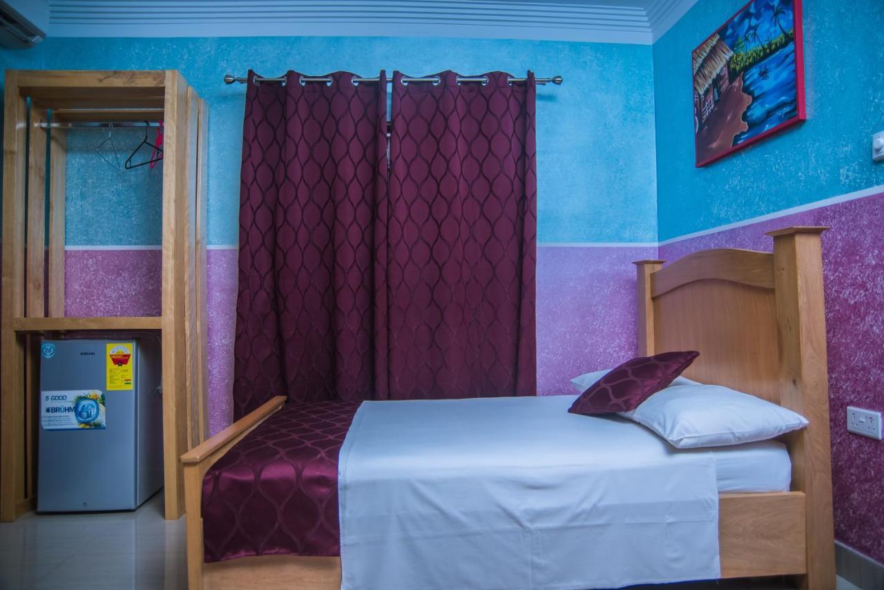 Homey Lodge Kumasi Exterior foto