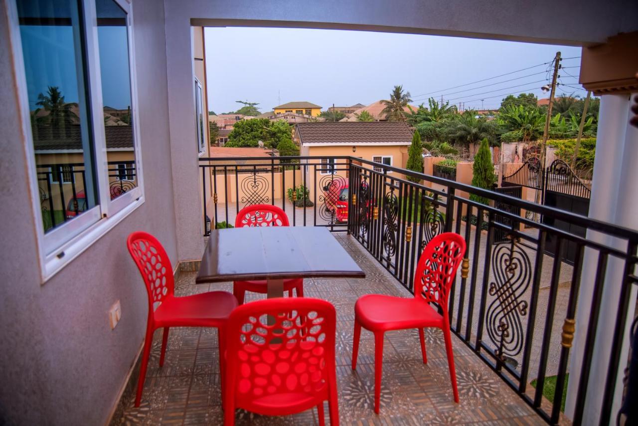 Homey Lodge Kumasi Exterior foto
